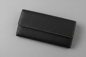 財布の色:黒色